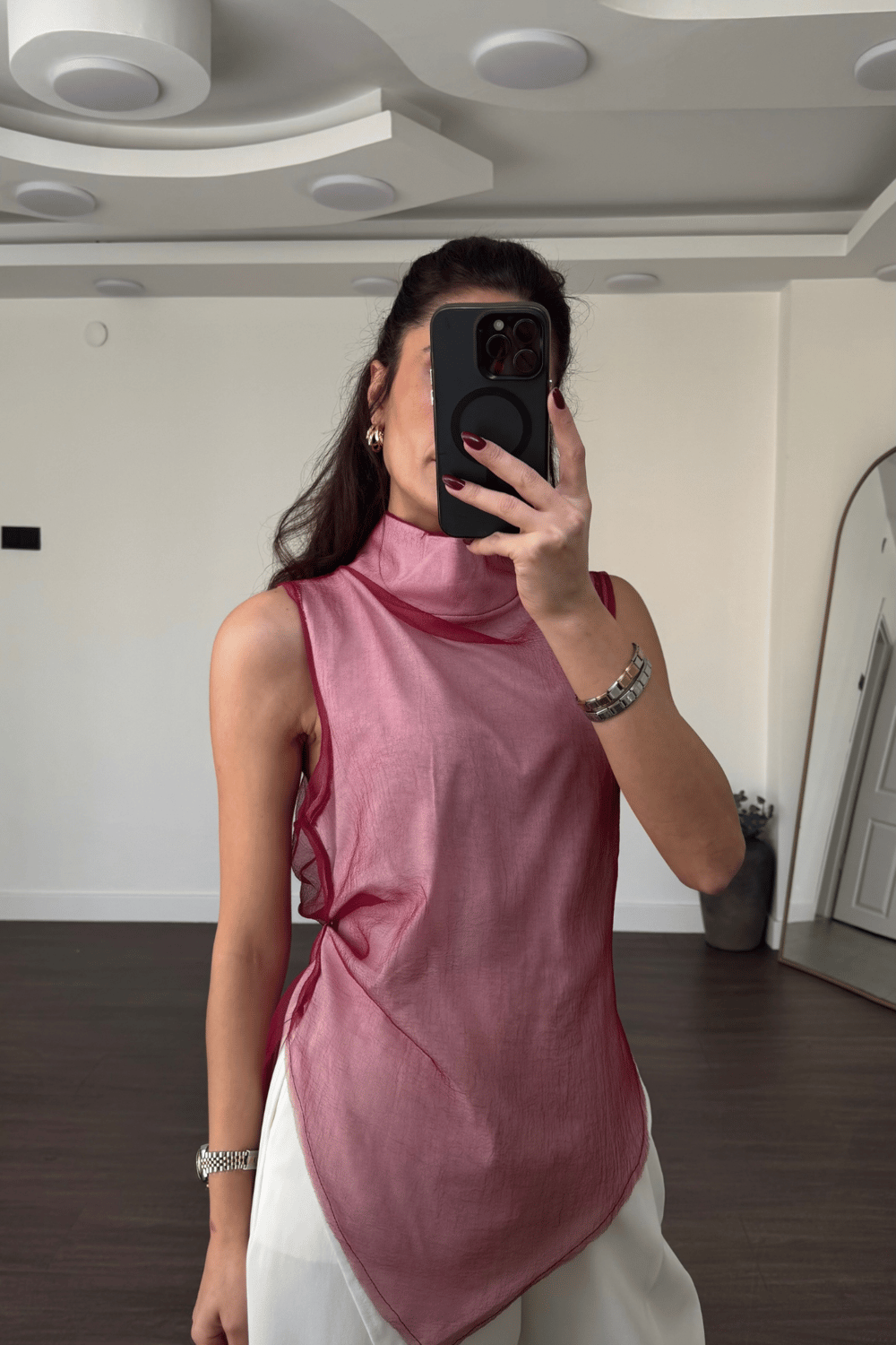 Çift Katmanlı Dik Yaka Asimetrik Bluz-Bordo Beyaz