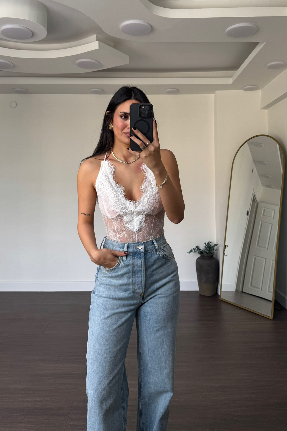 Dantel Sırtı Çarpraz Bodysuit-Beyaz