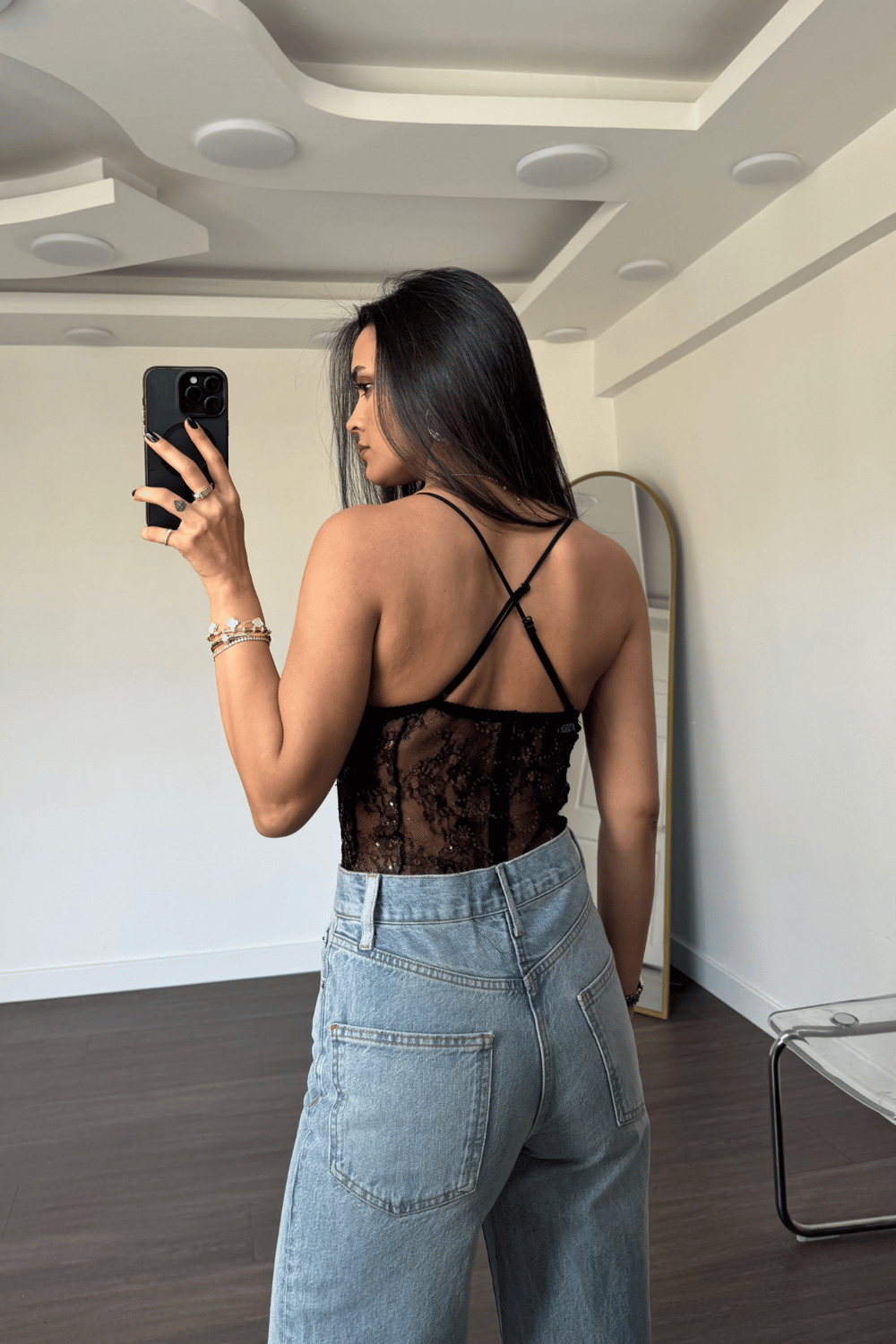 Dantel Sırtı Çarpraz Bodysuit-Siyah