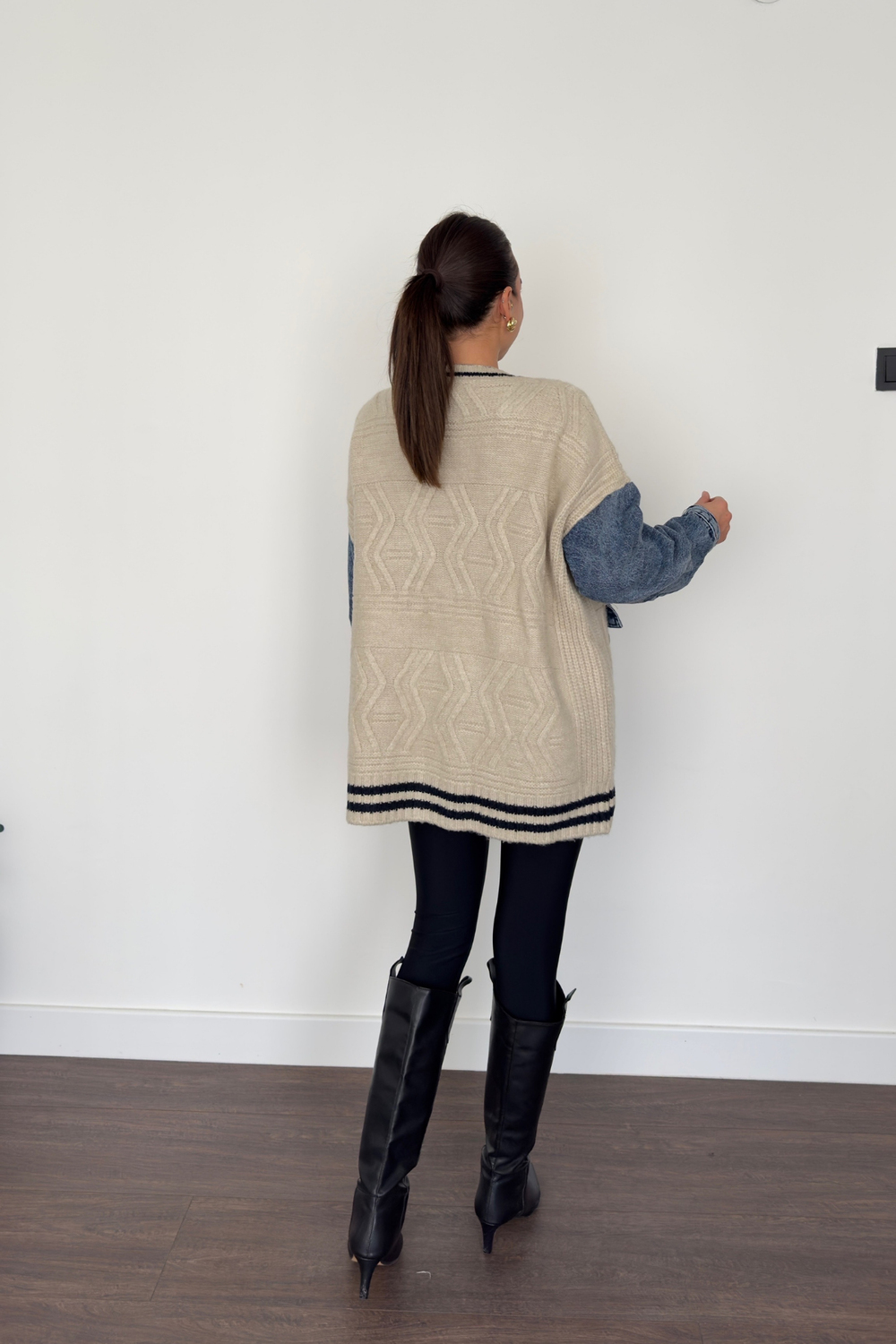 Denim Cep Detaylı Hırka