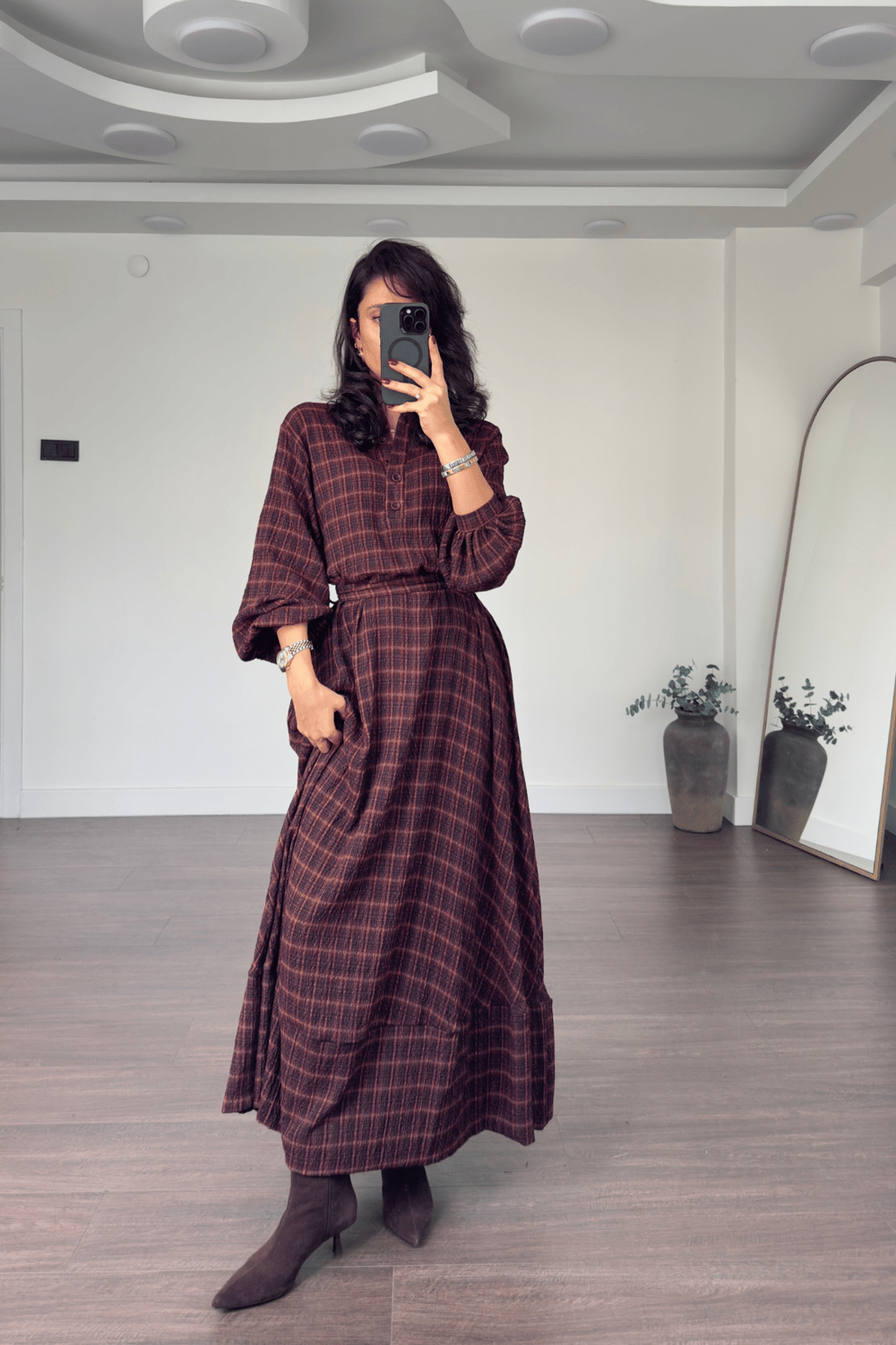 Ekose Desen Kuşaklı Elbise-Bordo