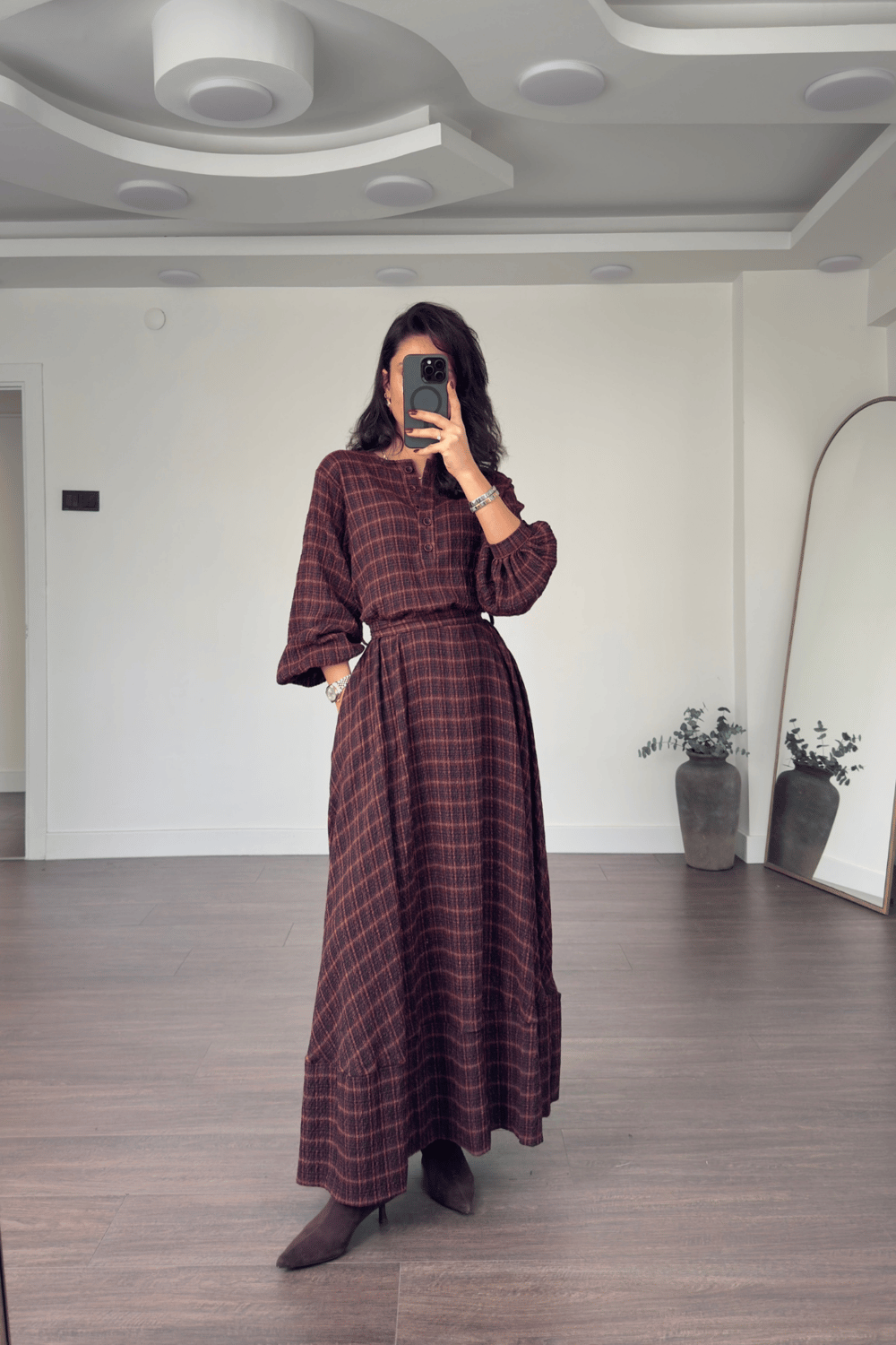 Ekose Desen Kuşaklı Elbise-Bordo
