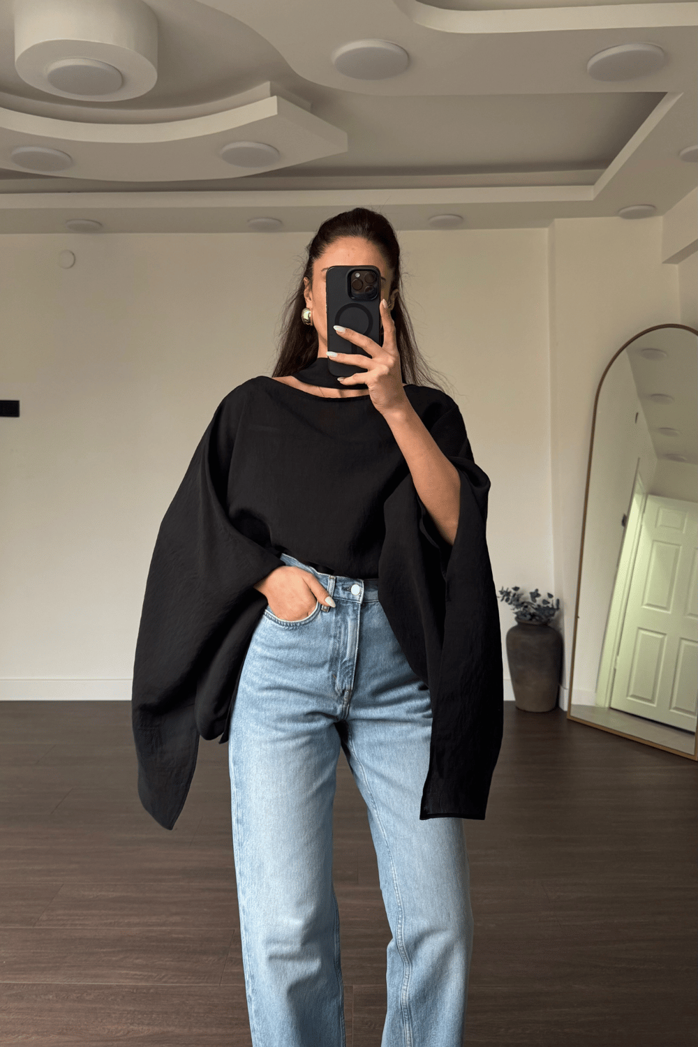 Fularlı Asimetrik Tensel Bluz-Siyah