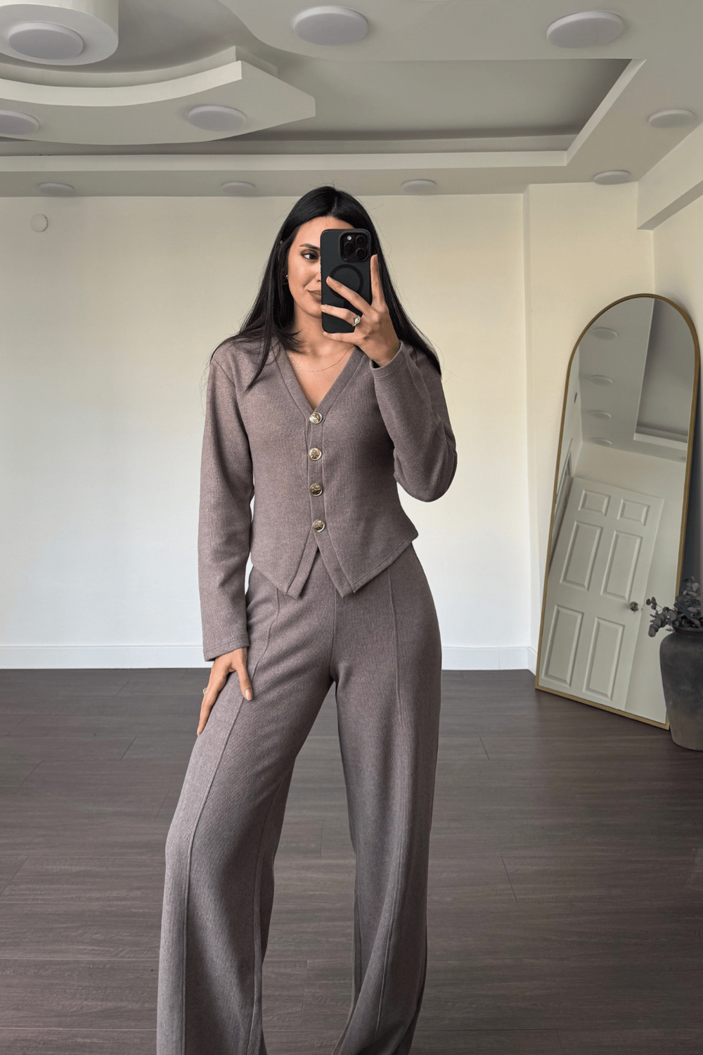 Gold Düğme Detaylı Pantolon Takım-Vizon