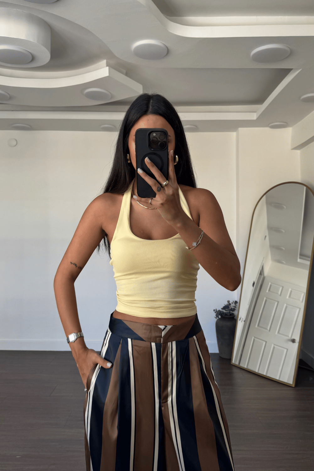 Halter Yaka Sırt Dekolteli Atlet-Sarı