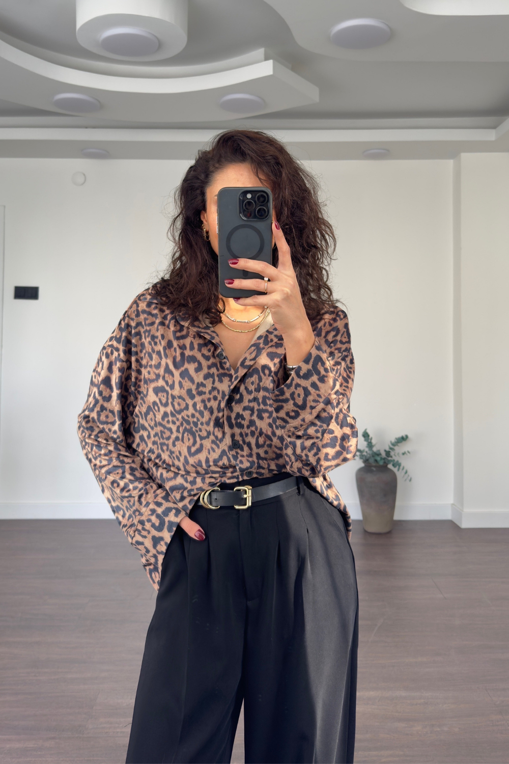 Leopar Desen Nubuk Kumaş Gömlek-Kahve
