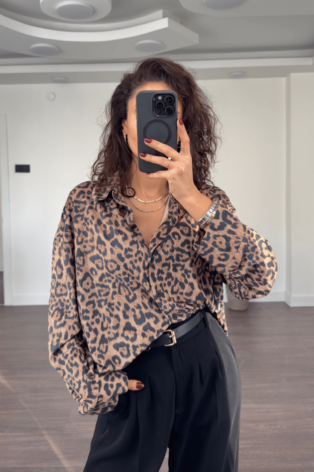 Leopar Desen Nubuk Kumaş Gömlek-Kahve