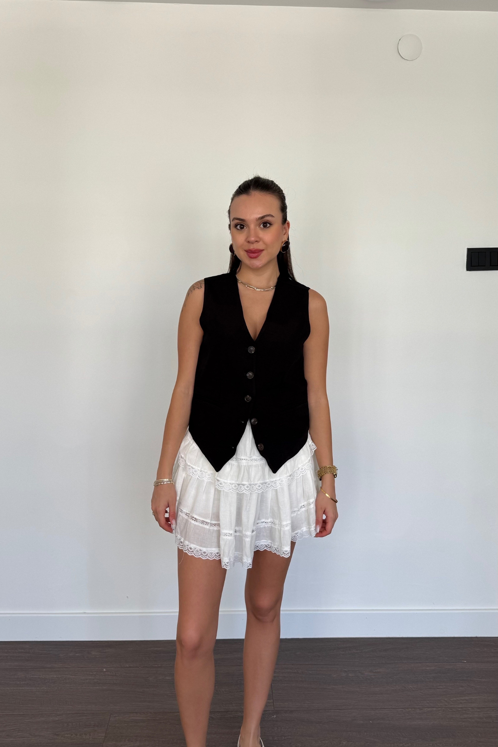 Marka Model Yelek-Siyah