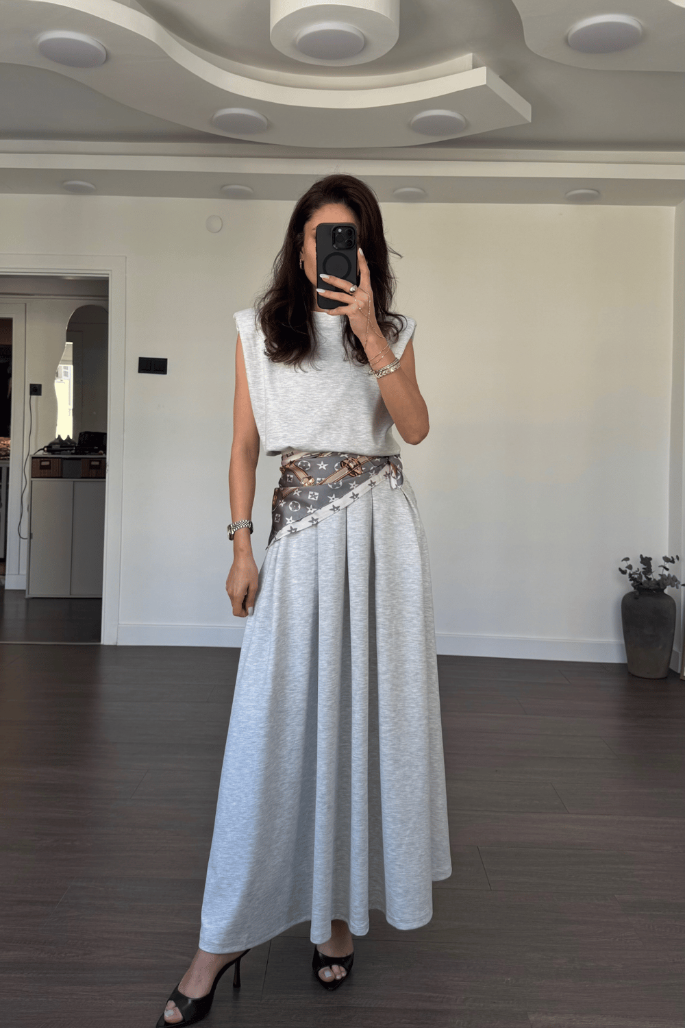 Modal Kumaş Vatkalı Bluz Etek Takım-Gri