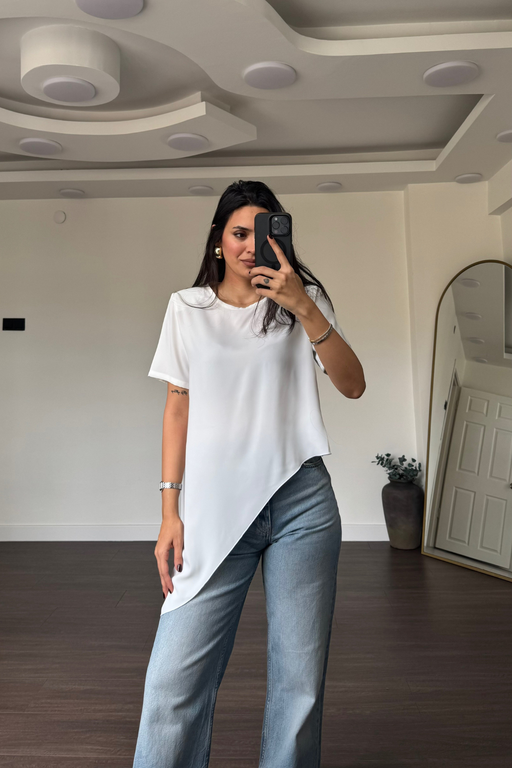 Omuz Vatkalı Asimetrik Bluz-Beyaz
