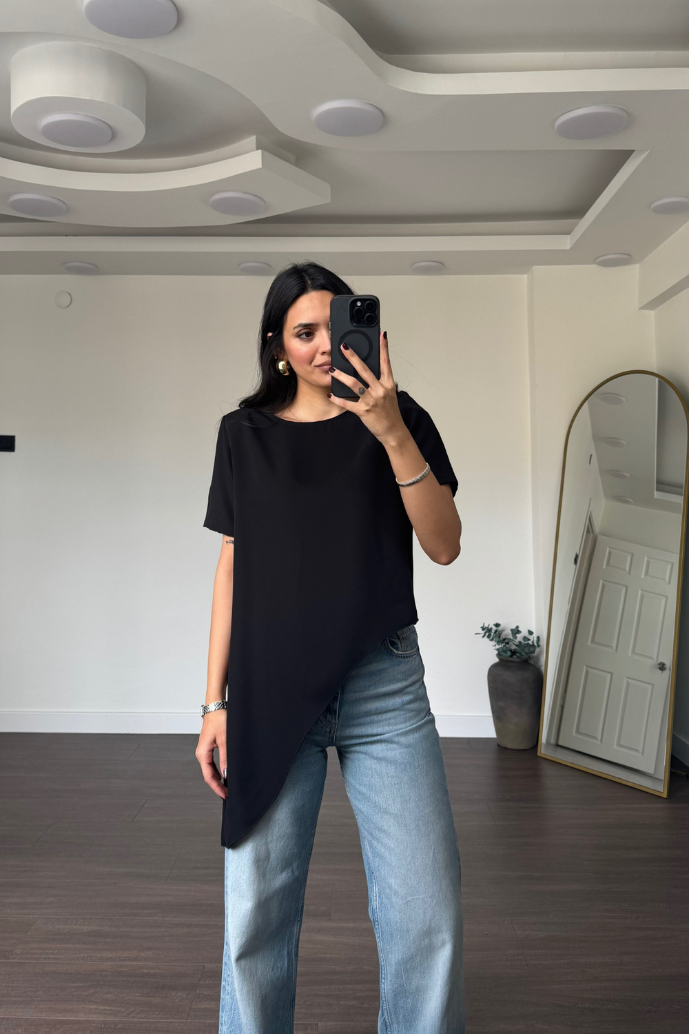 Omuz Vatkalı Asimetrik Bluz-Siyah