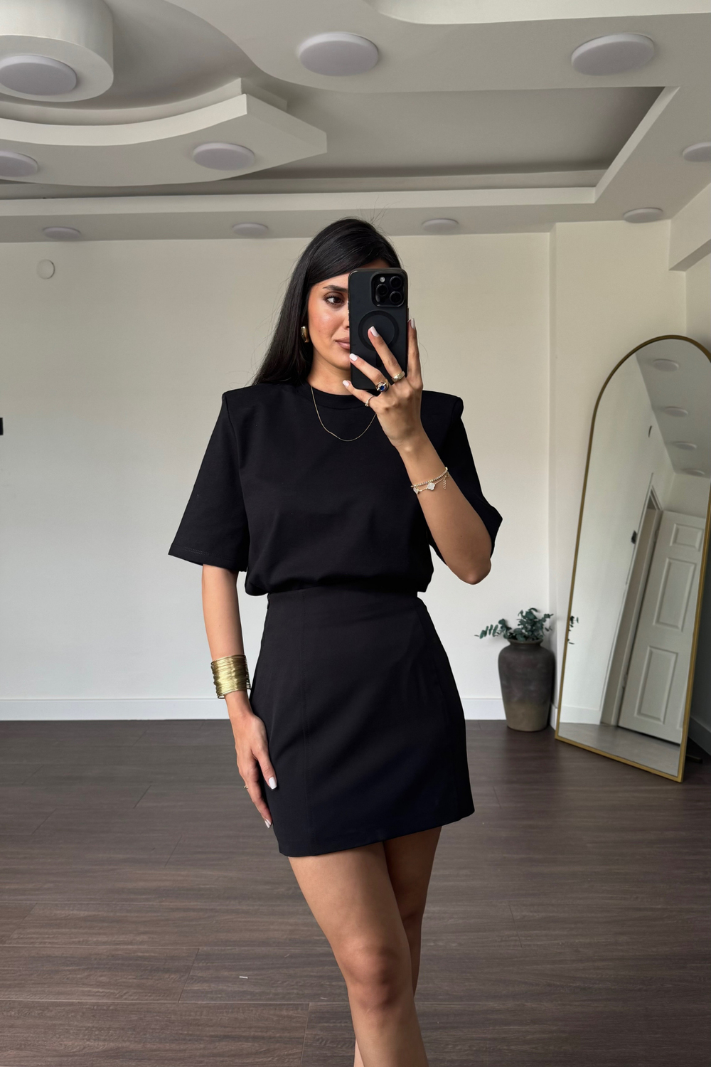 Omuz Vatkalı T-shirt-Siyah