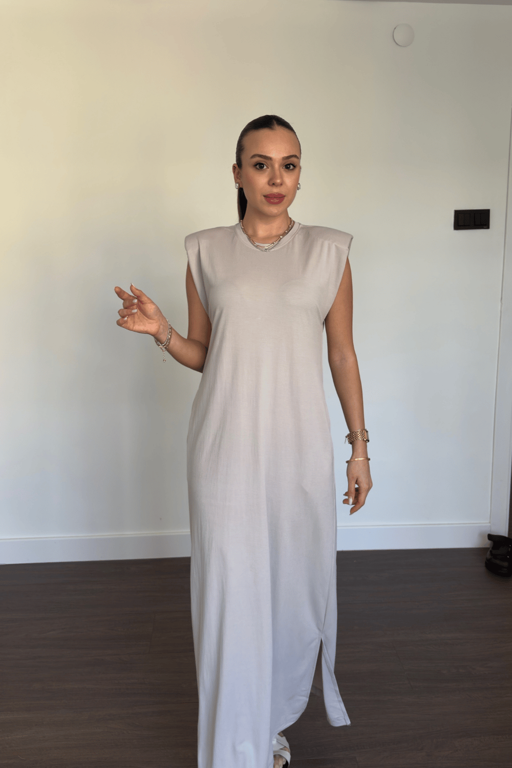 Omuz Vatkalı Taş Cepli Elbise