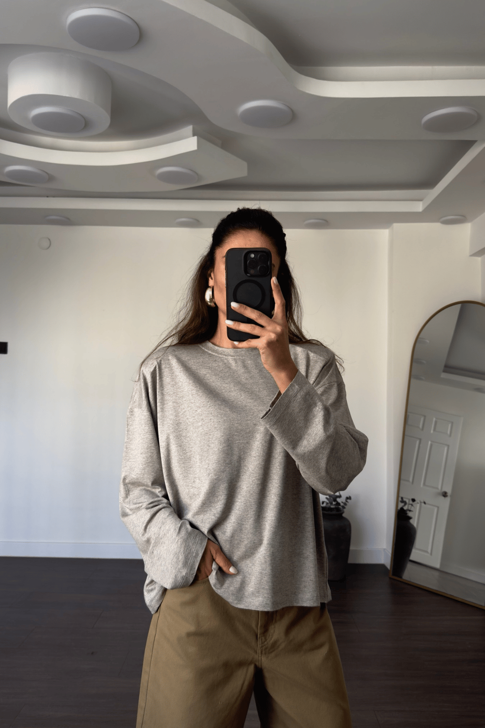 Omuz Vatkalı Uzun Kollu Tshirt-Bej