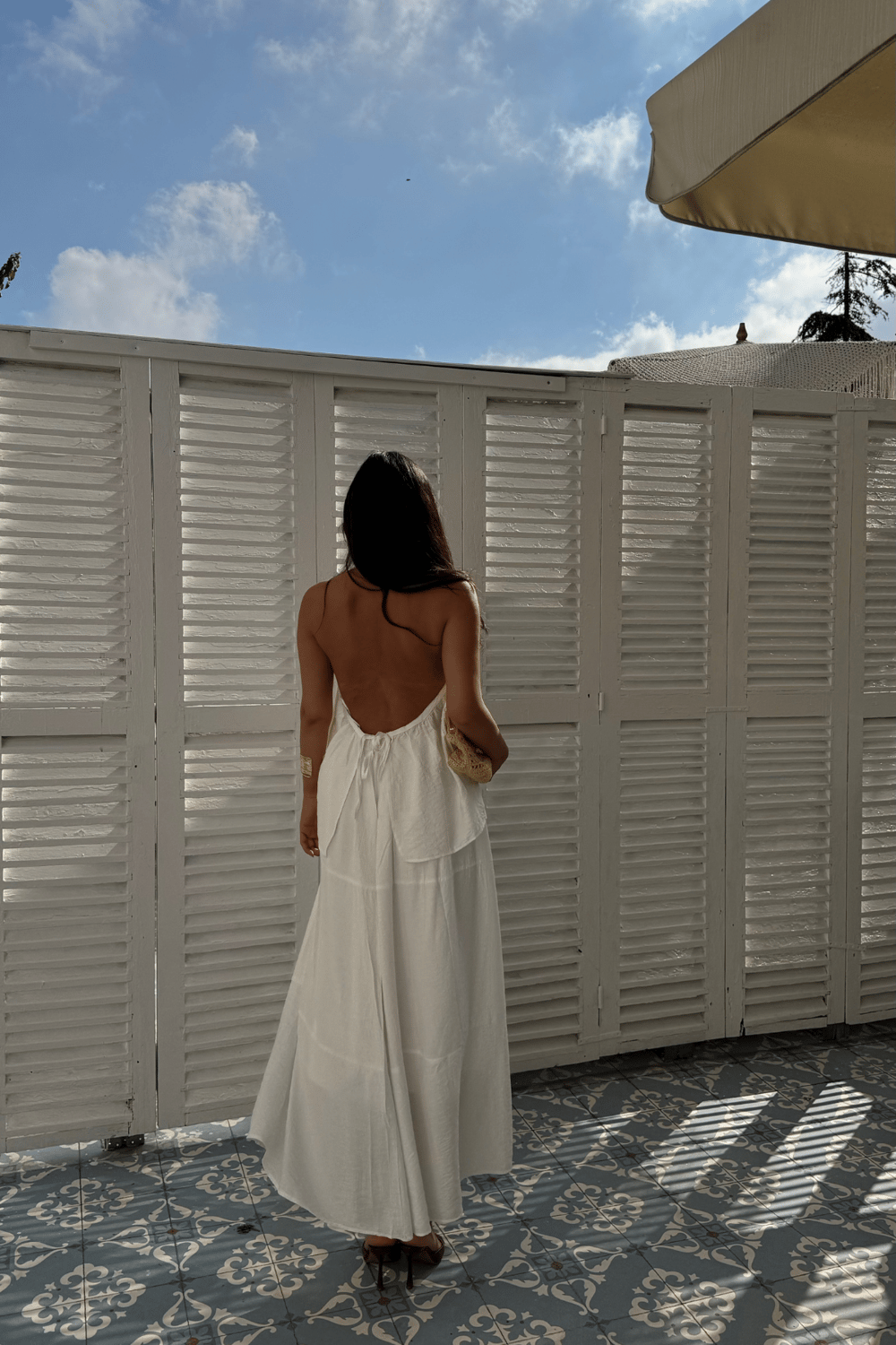 Sırt Dekolteli Takım-Beyaz