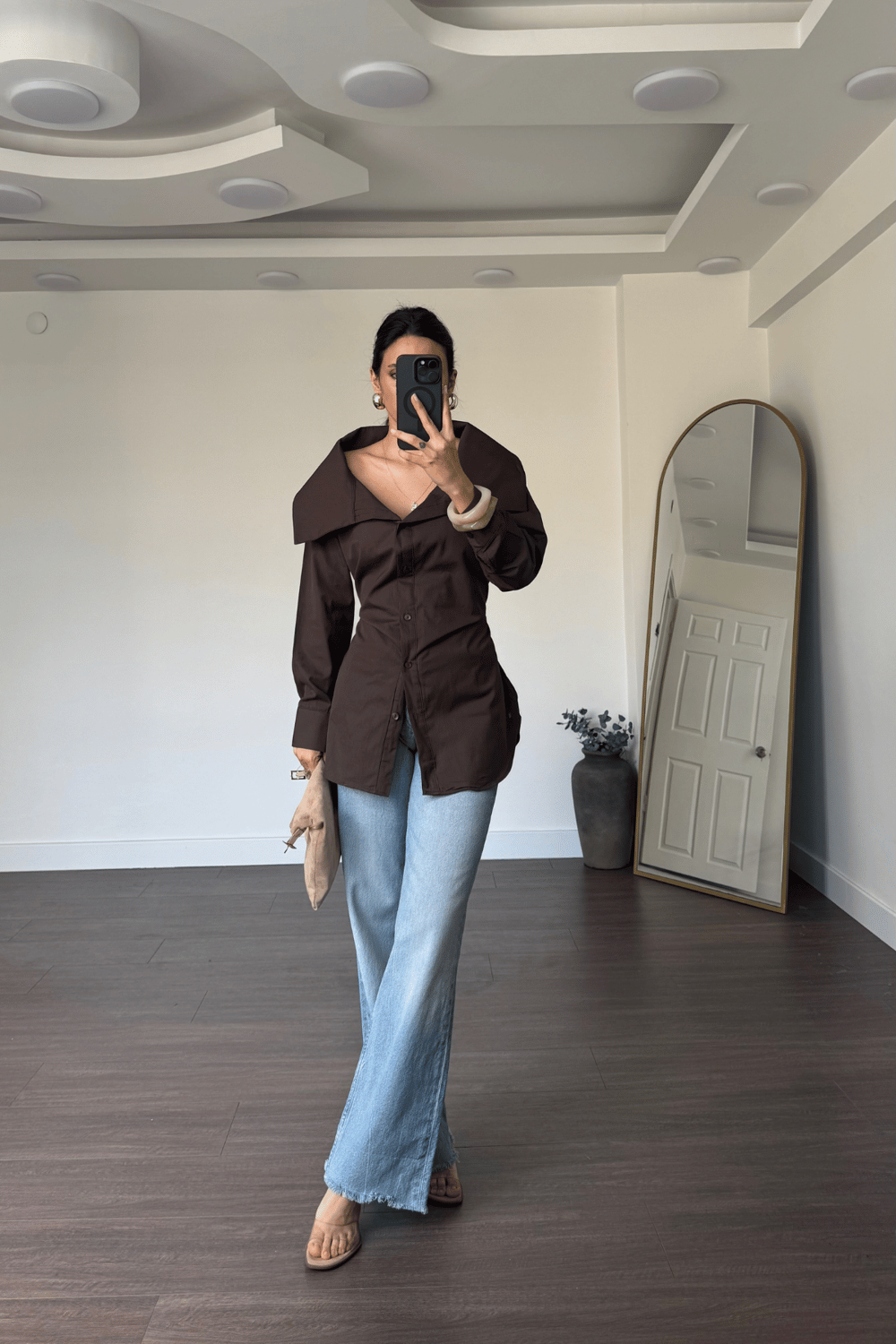 Yaka Detaylı Oversize Arkadan Bağlamalı Gömlek-Kahve