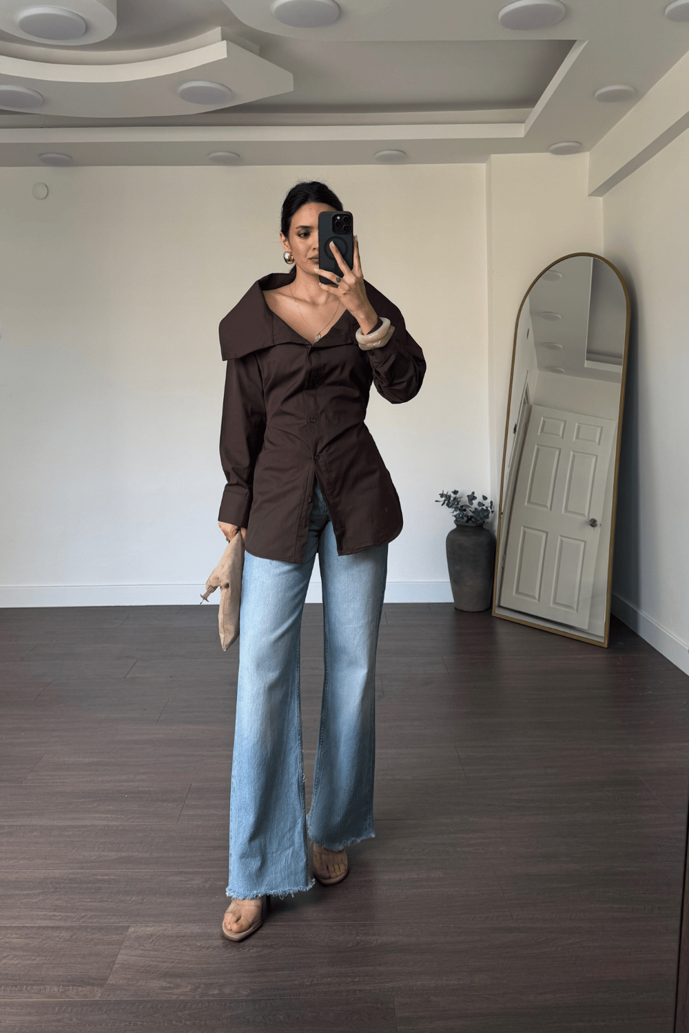 Yaka Detaylı Oversize Arkadan Bağlamalı Gömlek-Kahve