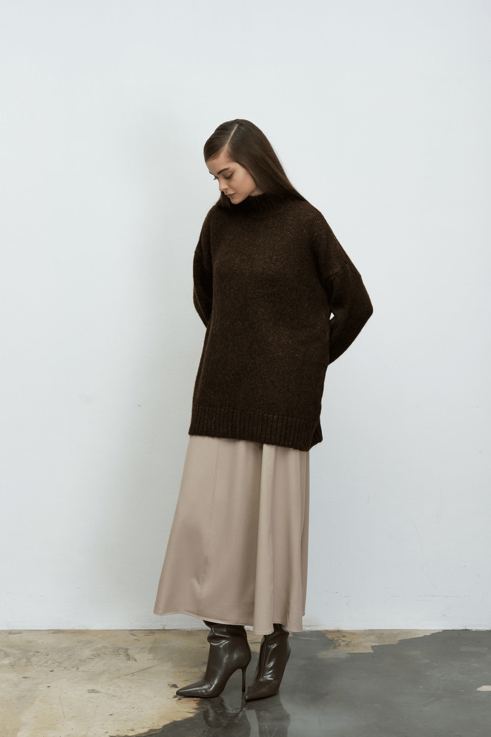DİK YAKA COSY KAZAK ACI KAHVE