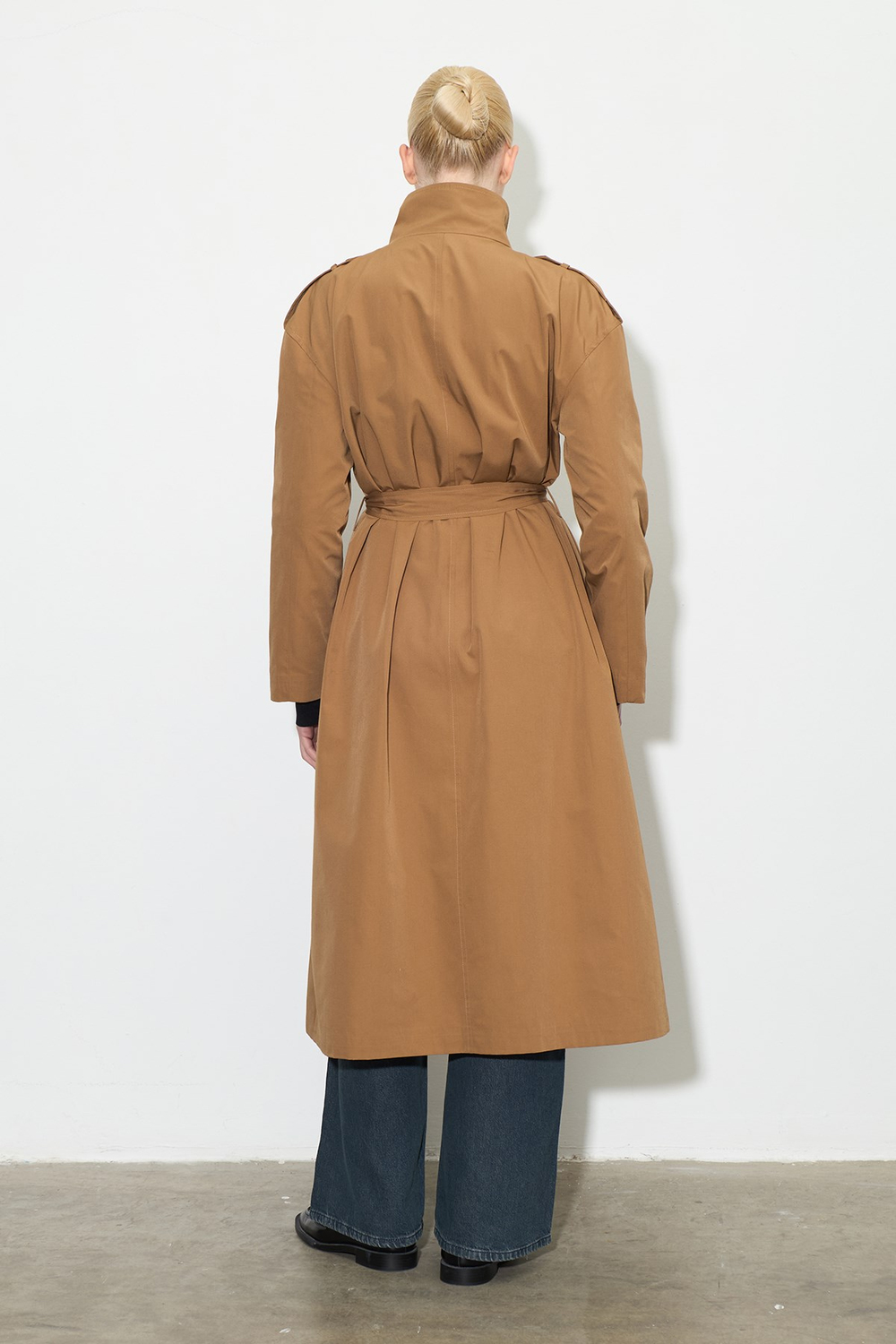 Yüksek Yaka Maxi Trençkot Camel