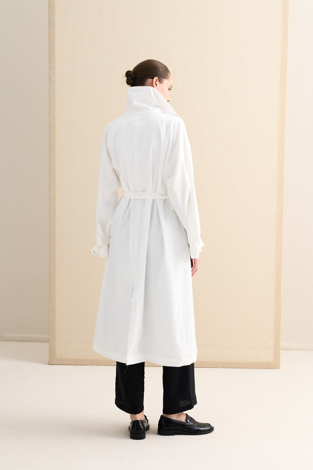 ATELIER 09 İNCE DOKULU MAXI TRENÇ EKRU