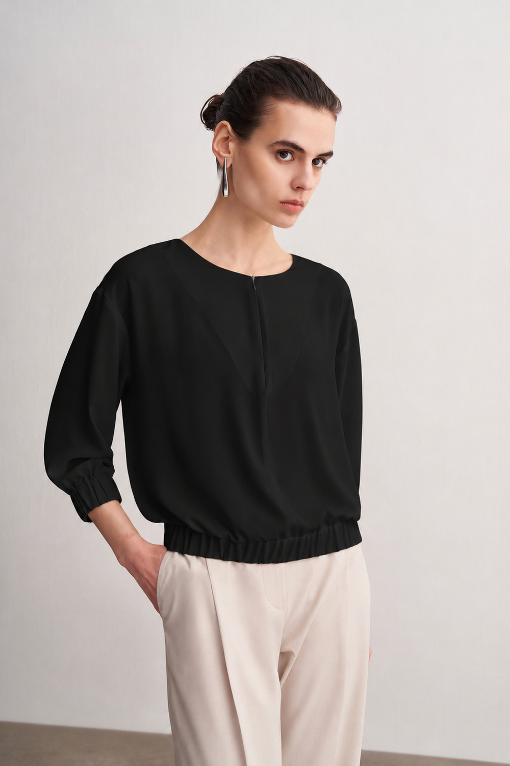 BLOUSE