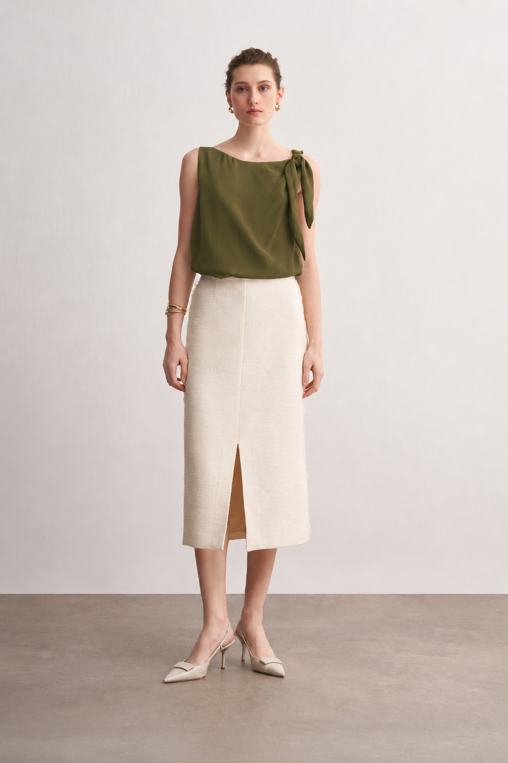 BLOUSE