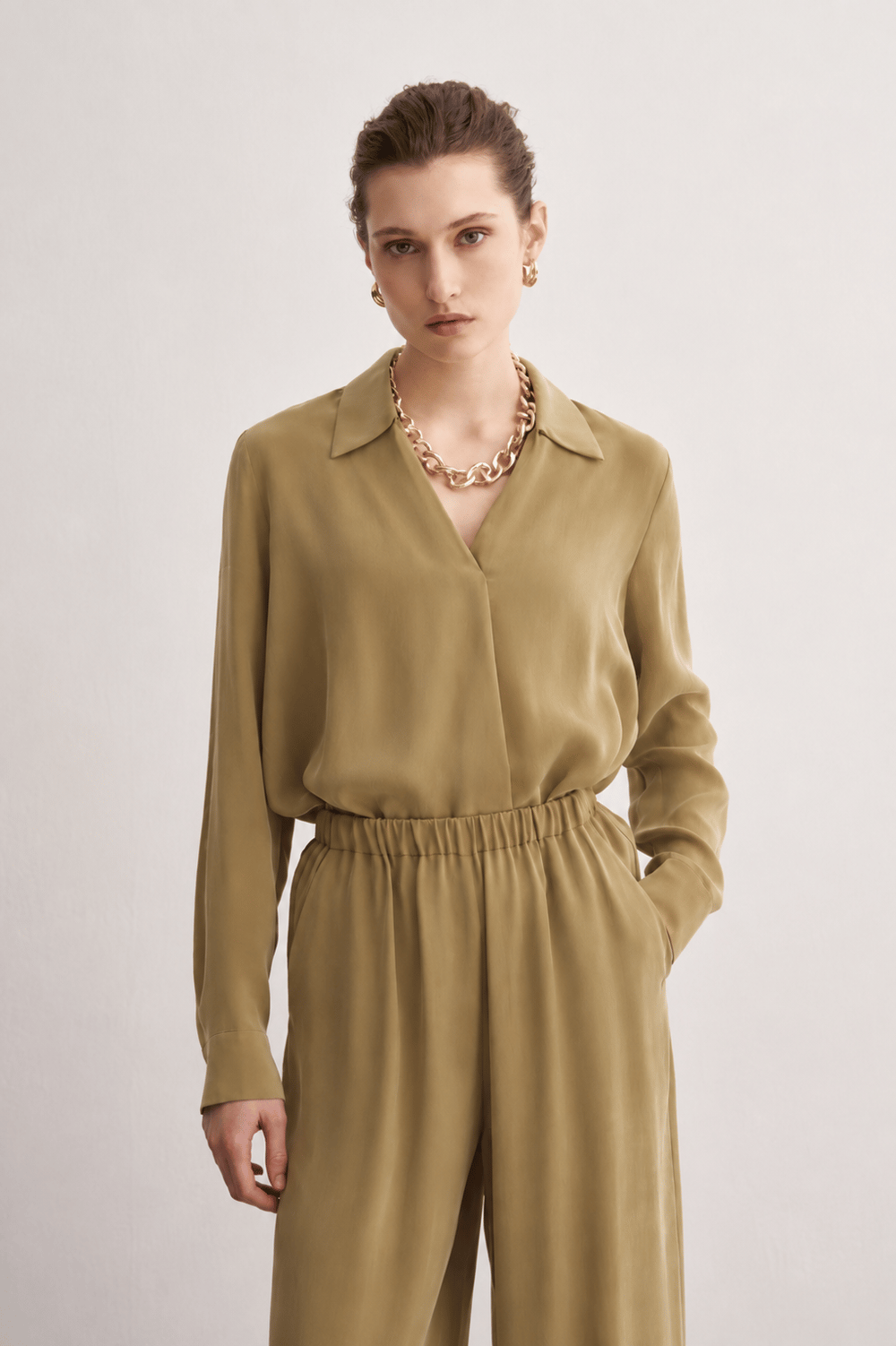 BLOUSE