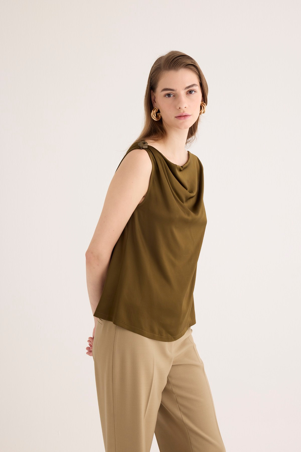 BLOUSE