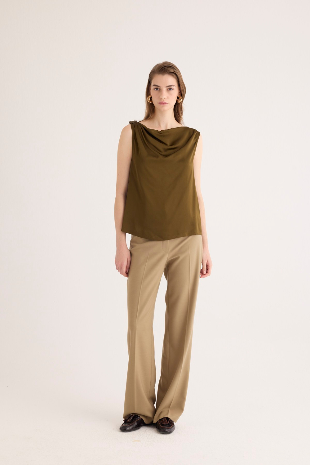 BLOUSE