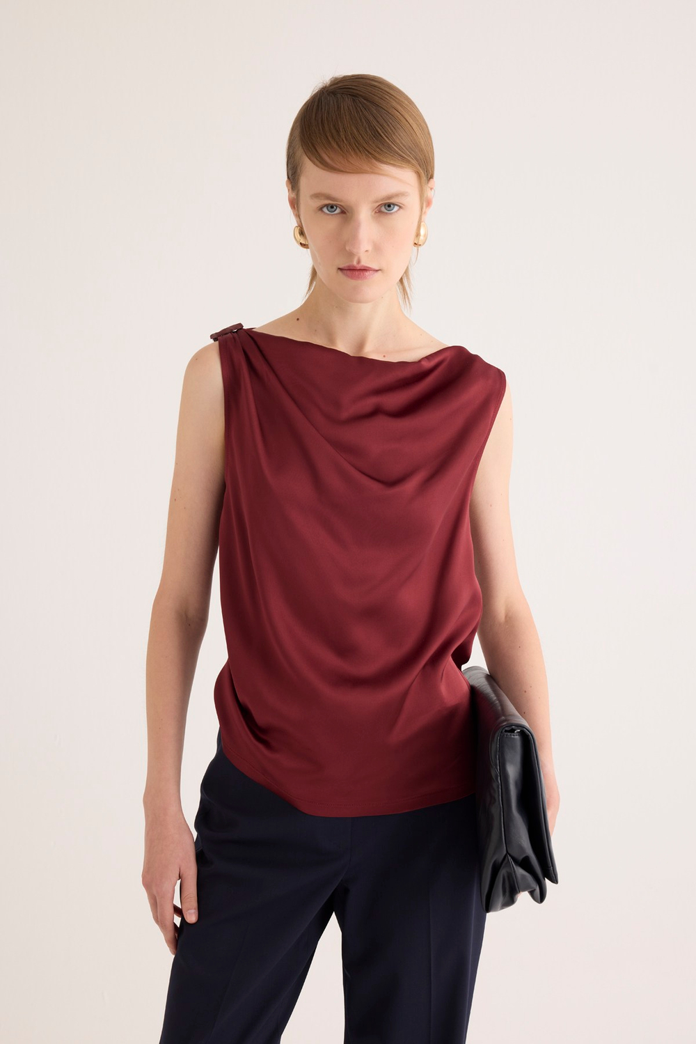 BLOUSE