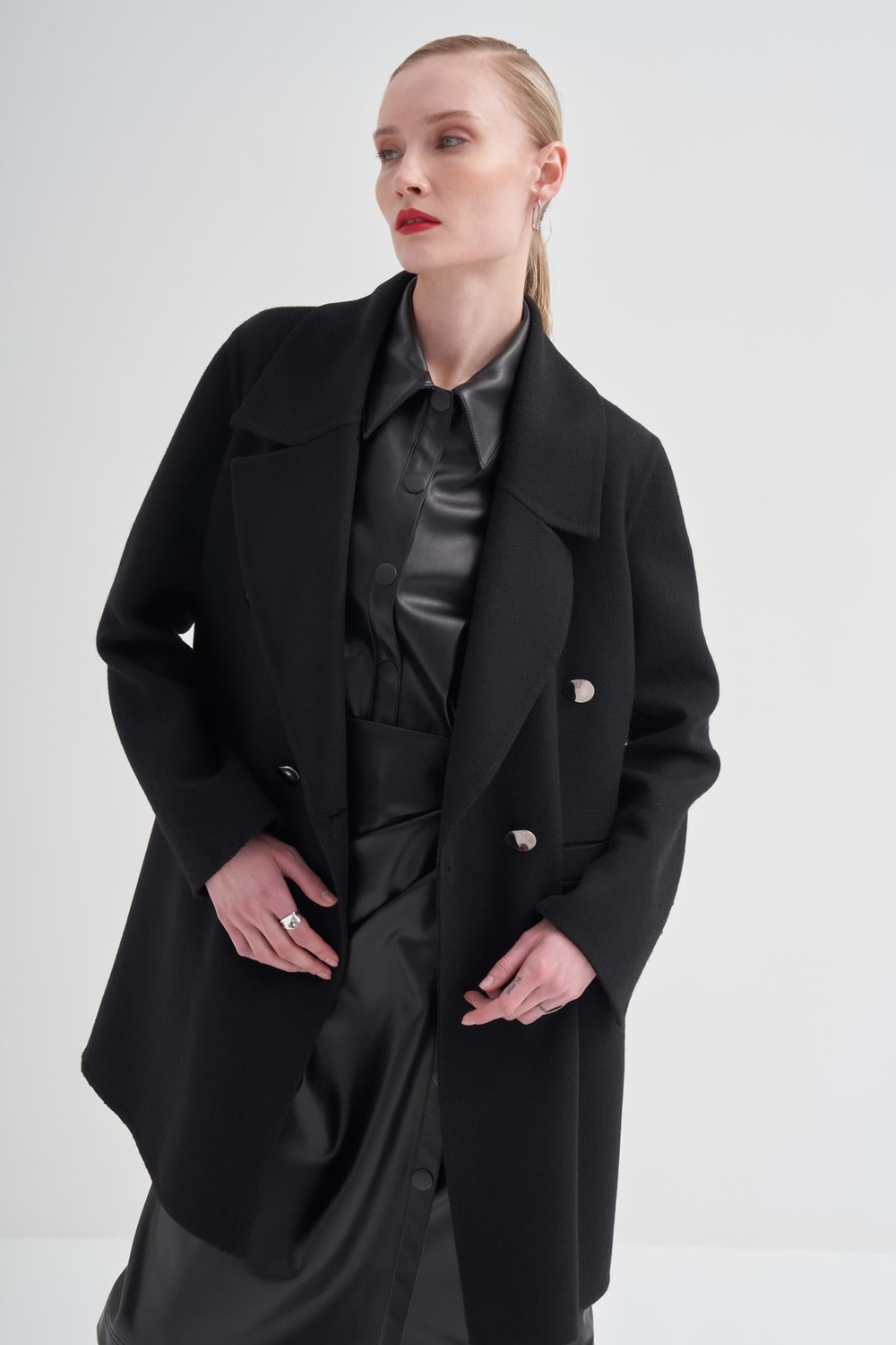 Coat Siyah