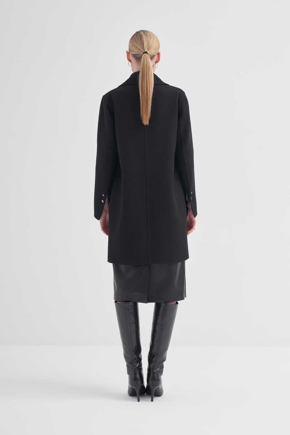 Coat Siyah