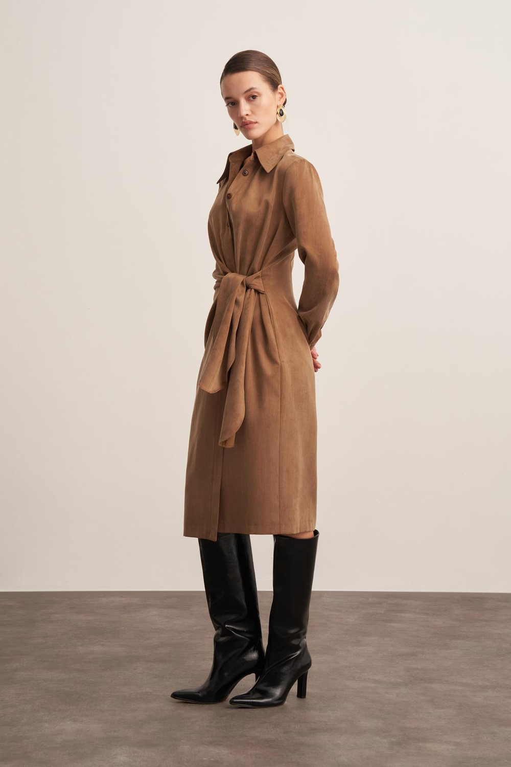 DRESS