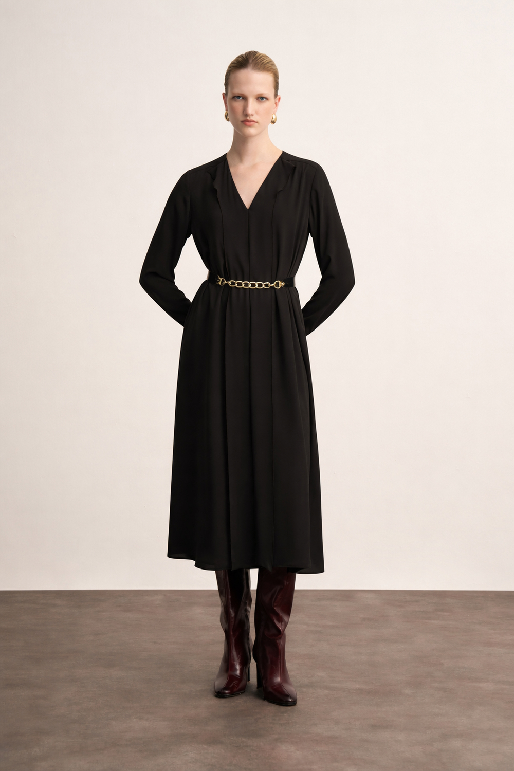 DRESS