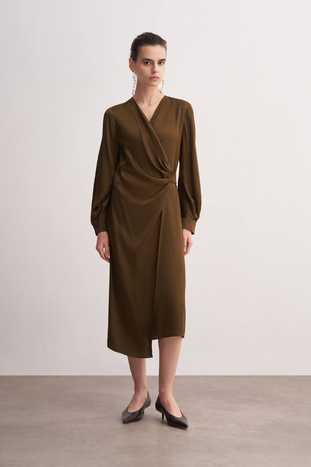 DRESS