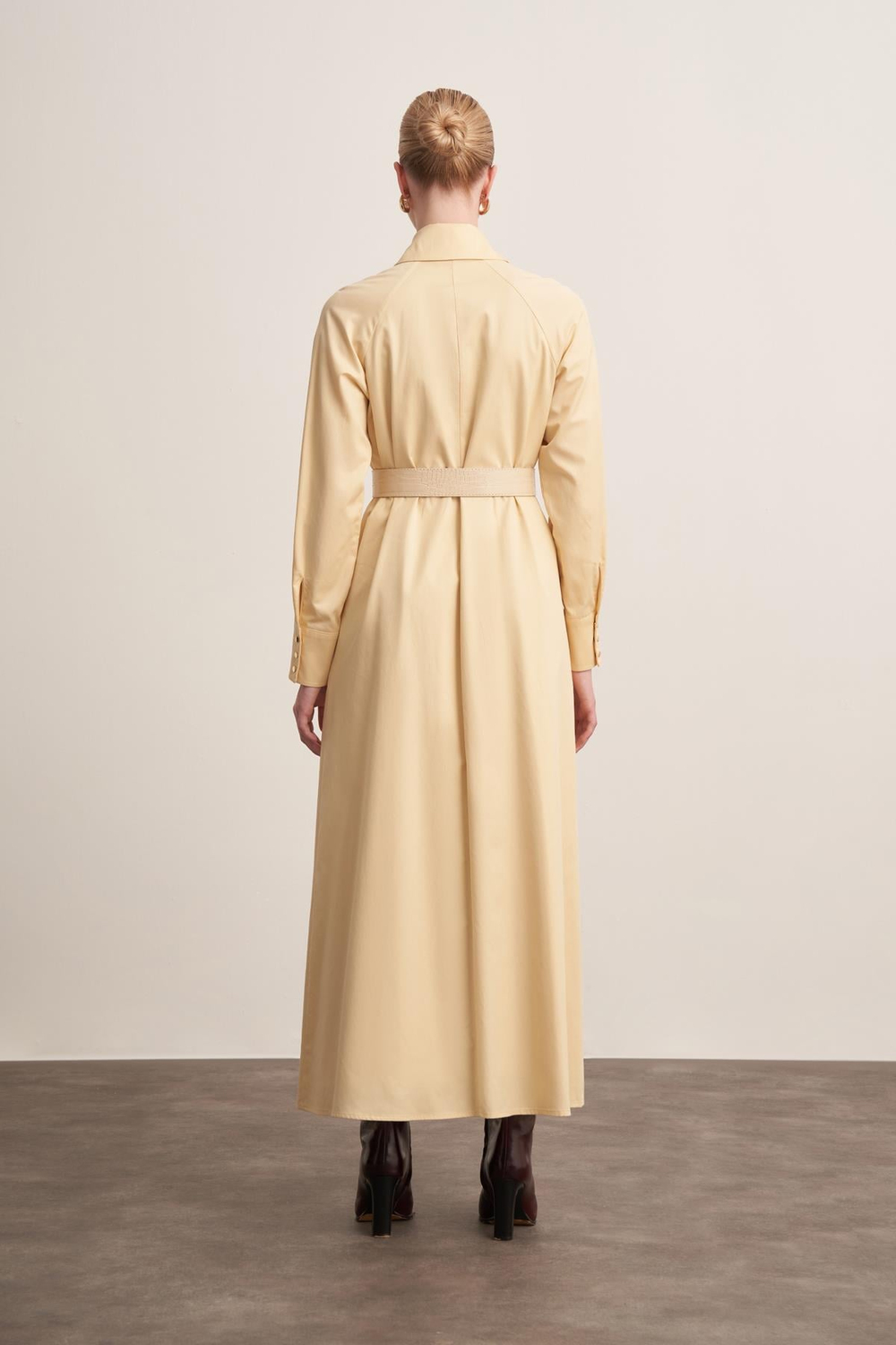 Dress Krem