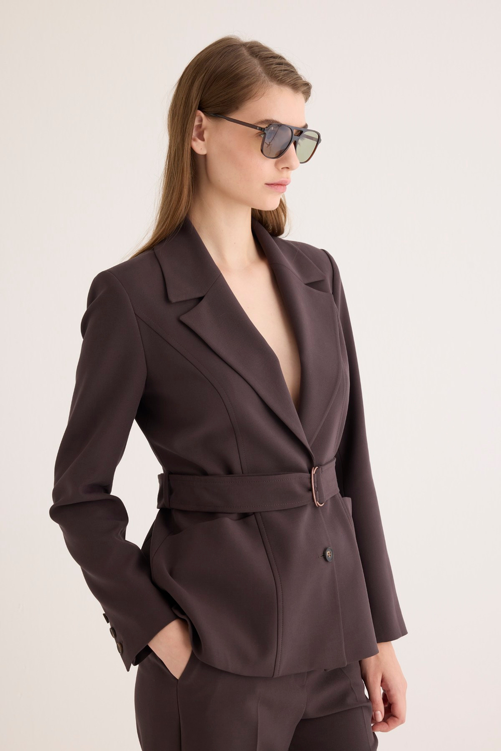 Kemer Detaylı Blazer Ceket