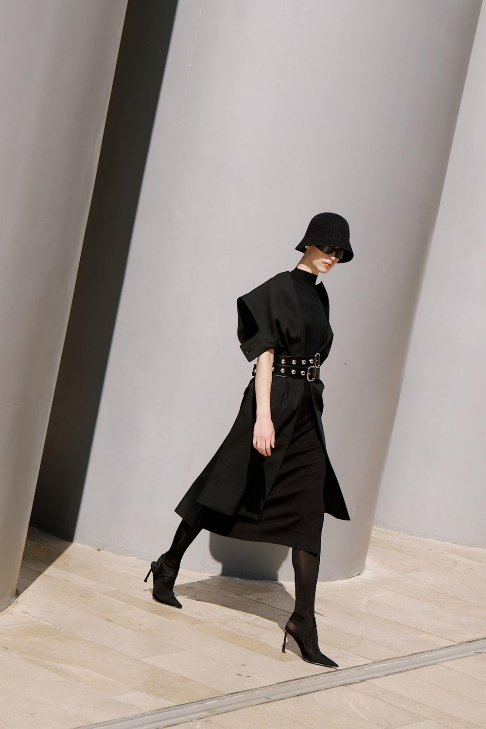 Belt Detailed Vest Black