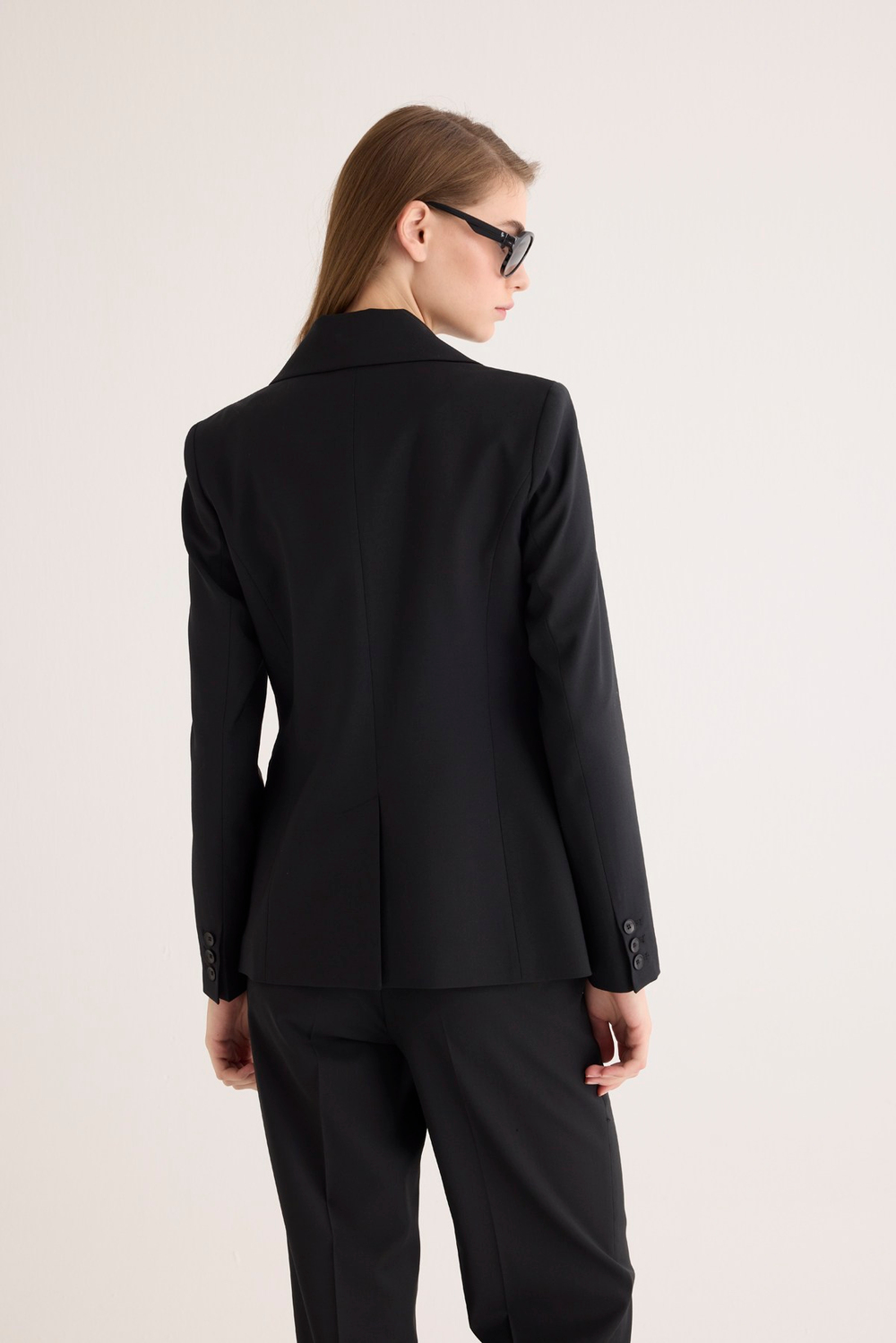 Klasik Kesim Siyah Blazer Ceket