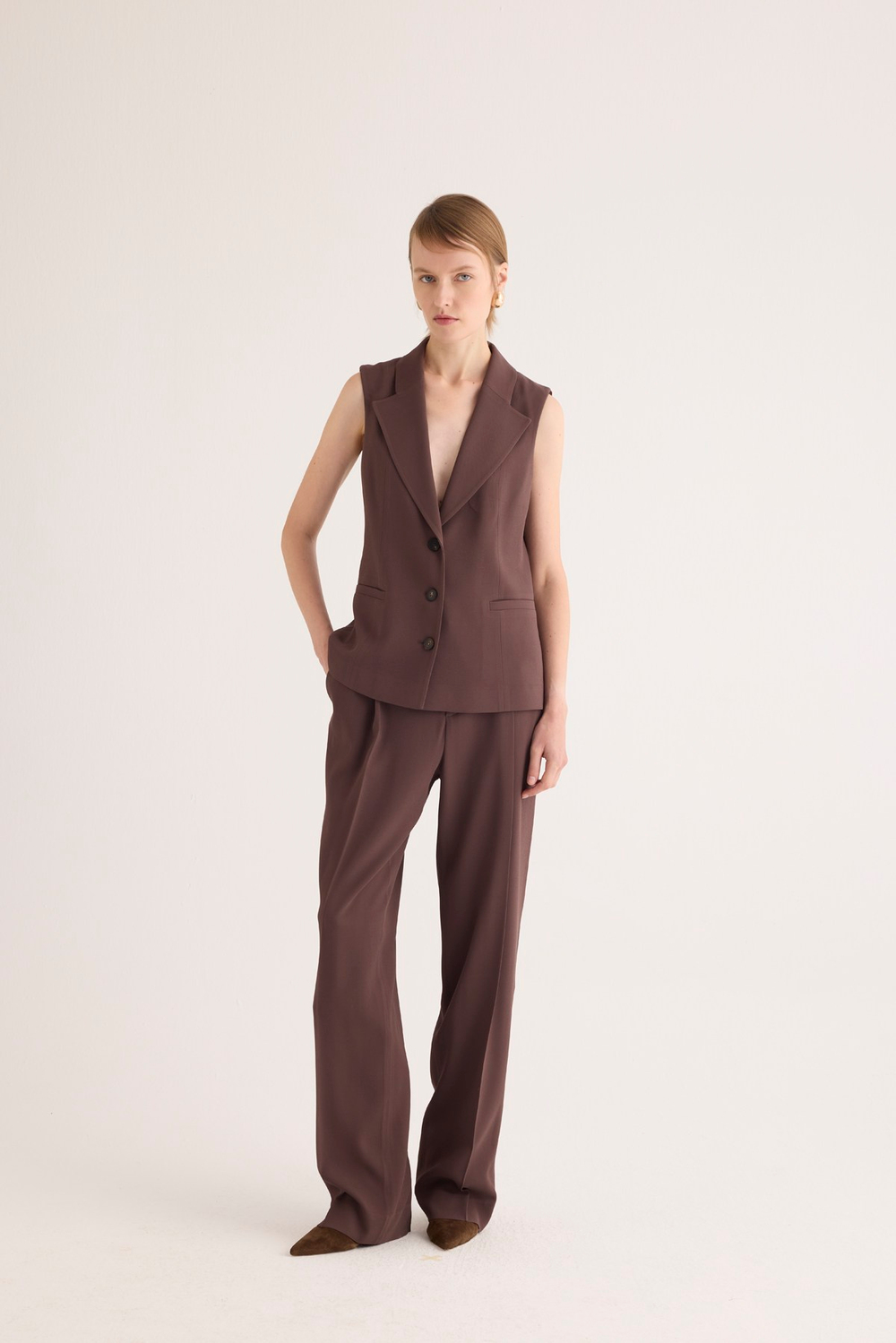 VEST