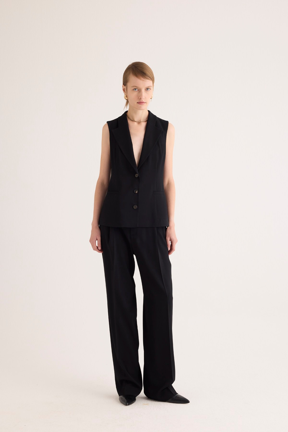 VEST