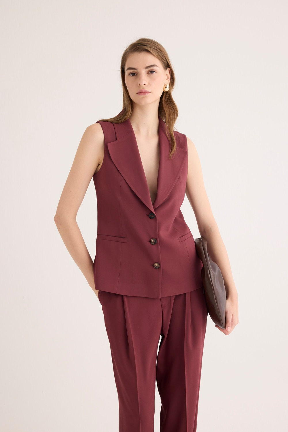 VEST
