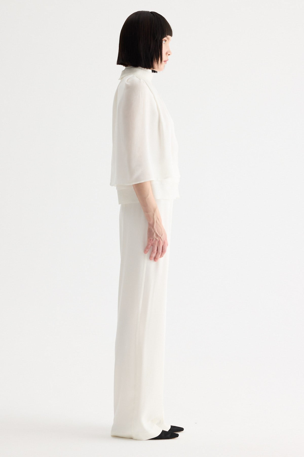 Straight-cut Trousers İn Crepe And Anver Stain Ivory