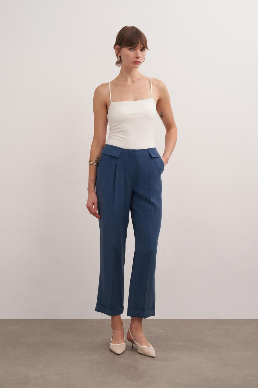 Trousers With Pocket Flap Detail Navy