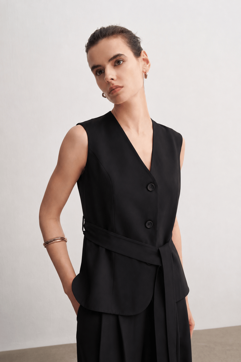 VEST