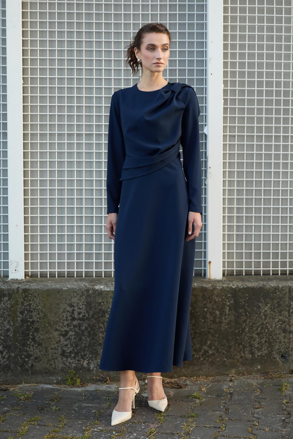 Almira Elbise-Lacivert