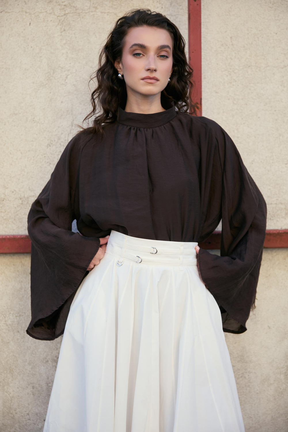 Biriti Etek – Anemon-Ekru