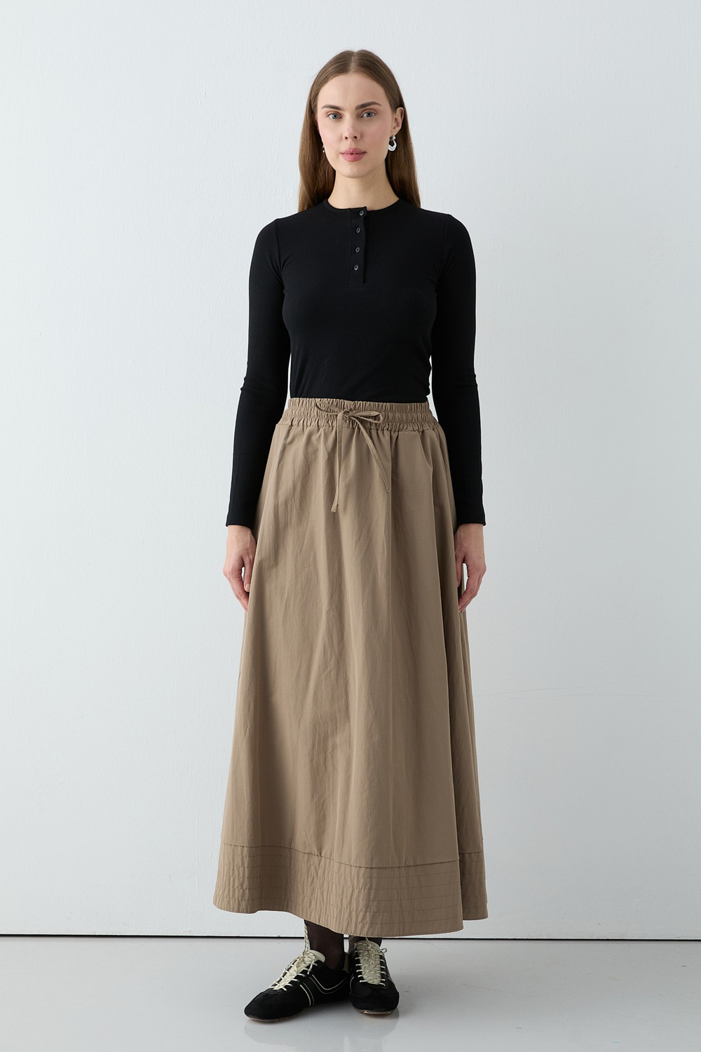 Nervürlü Etek Toprak
