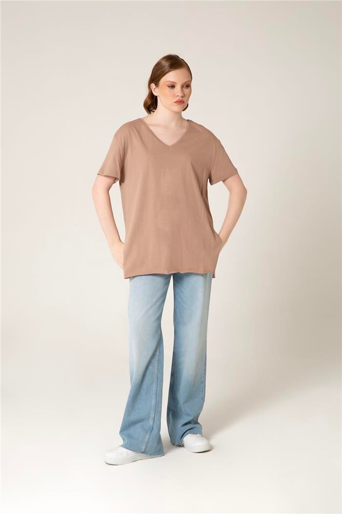 Avrile Kadın V Yaka Basic T-Shirt CAMEL A23-10115
