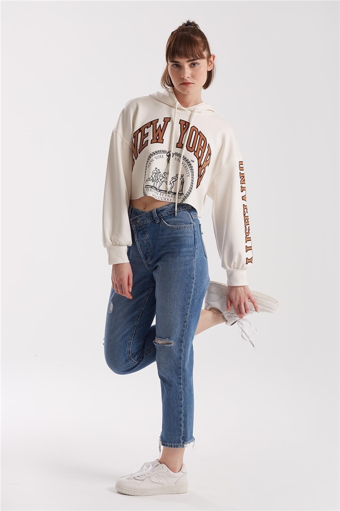 Nisan Baskılı Kısa Sweatshirt  EKRU  N21-1254